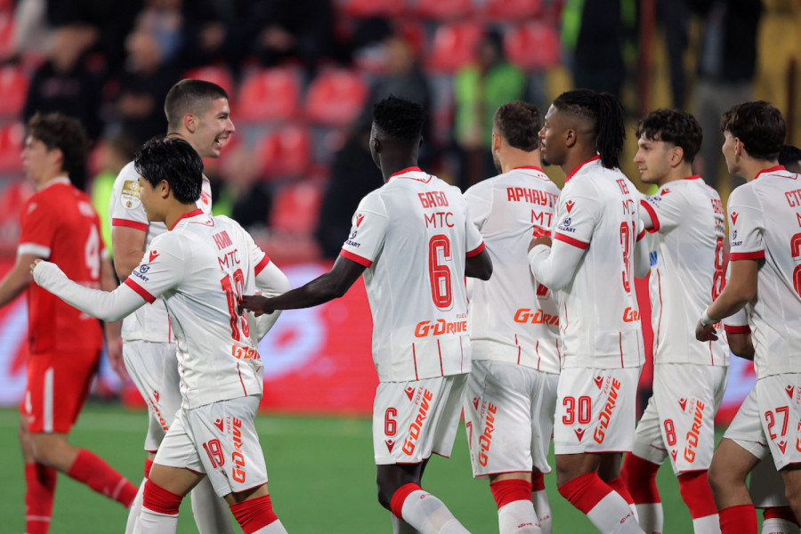 Jedinstvo - Crvena zvezda: Poluvreme na Ubu