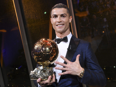 Zvanično: Kristijano Ronaldo osvojio "Večnu zlatnu loptu"
